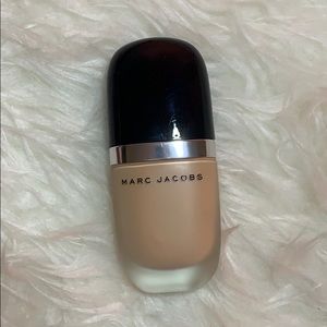 Marc Jacobs Genius Gel Foundation